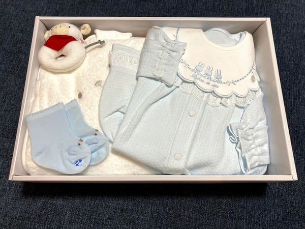 赤ちゃんの城 日本製で可愛い 退院着にも使用したいベビー服やおくるみを紹介 歩いてローカル 赤ちゃんの城 日本製で可愛い 退院着にも使用したいベビー服やおくるみを紹介 歩いてローカル